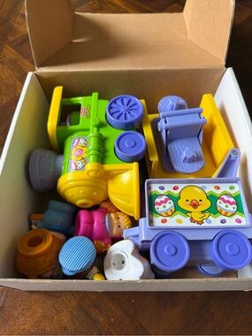 Vintage 2006 Little People Easter Train set with box